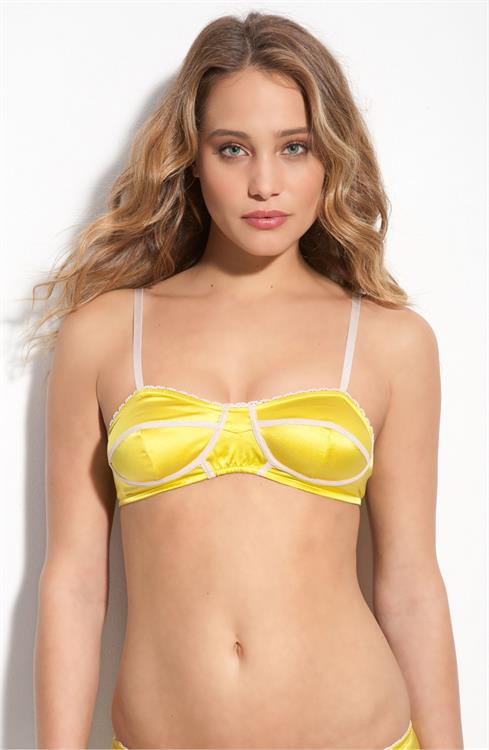 Hannah Jeter in a bikini