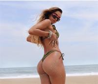 Sommer Ray - ass