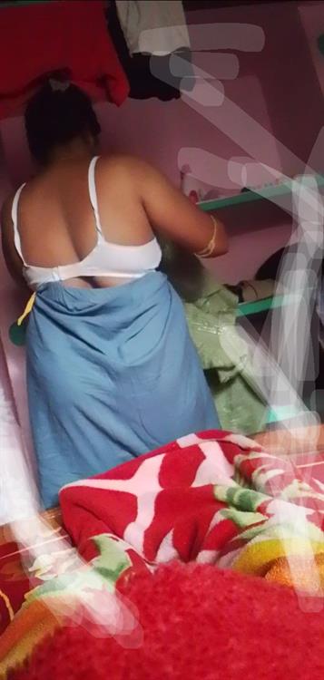 Anonymous Selfie Pictures Big boob Indian women big pussy Indian bhabhi fuck big boob Indian bhabhi
