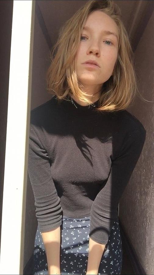 Claire Roos