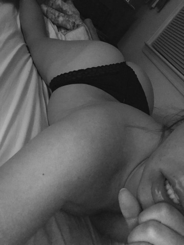 Samantha in lingerie taking a selfie and - ass