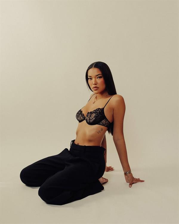 Ming Lee Simmons