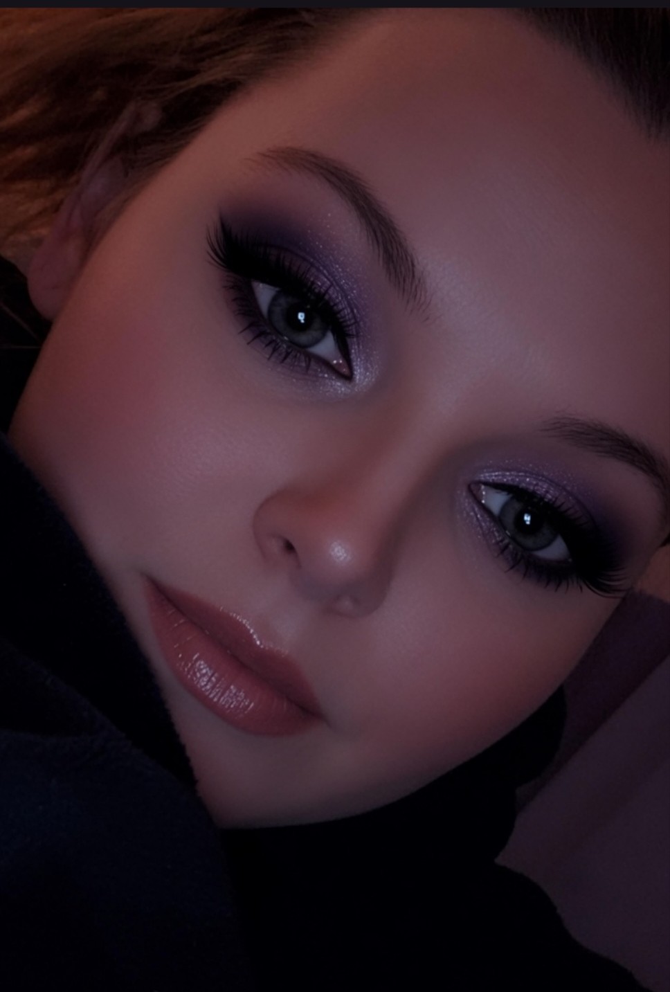 Mikayla Watson taking a selfie