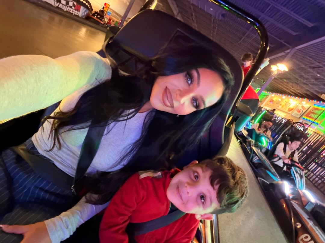 Carli Bybel taking a selfie
