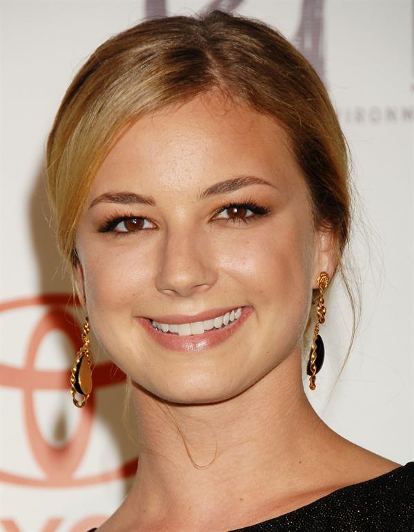 Emily VanCamp