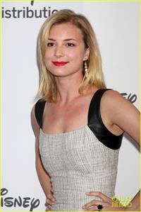 Emily VanCamp
