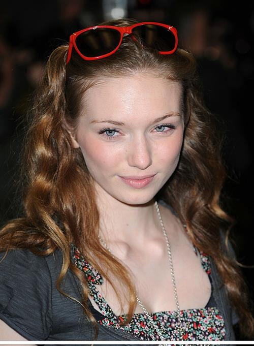 Eleanor Tomlinson