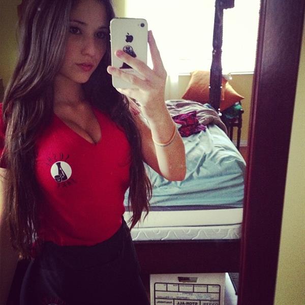 Angie Varona taking a selfie