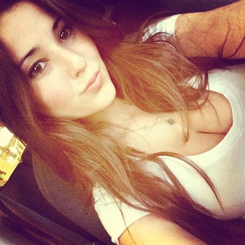 Angie Varona taking a selfie