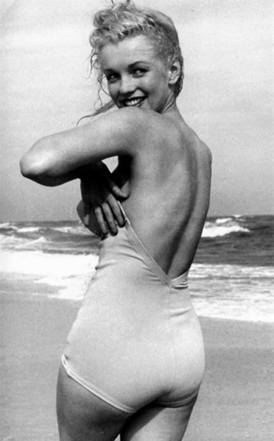 Marilyn Monroe - ass