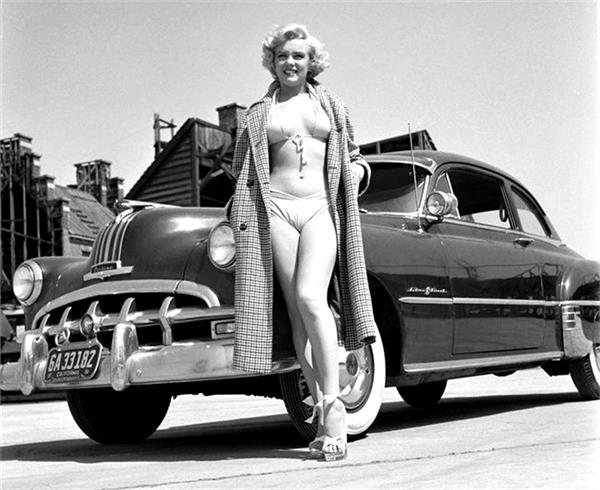 Marilyn Monroe in a bikini