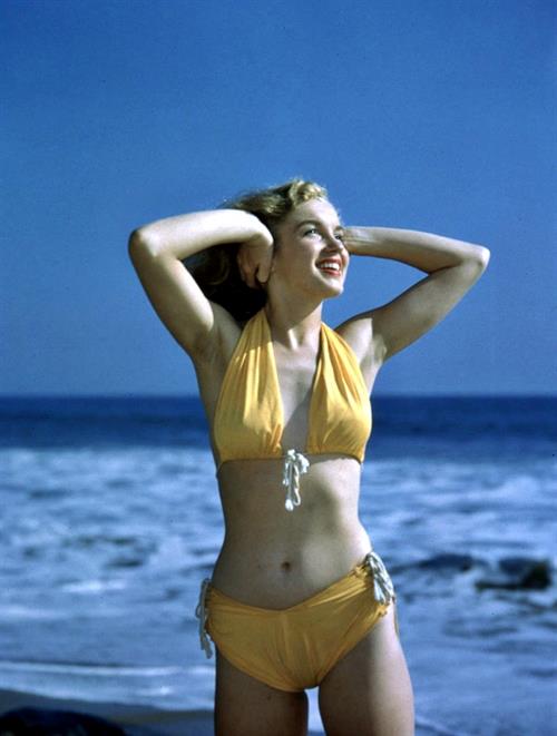 Marilyn Monroe in a bikini