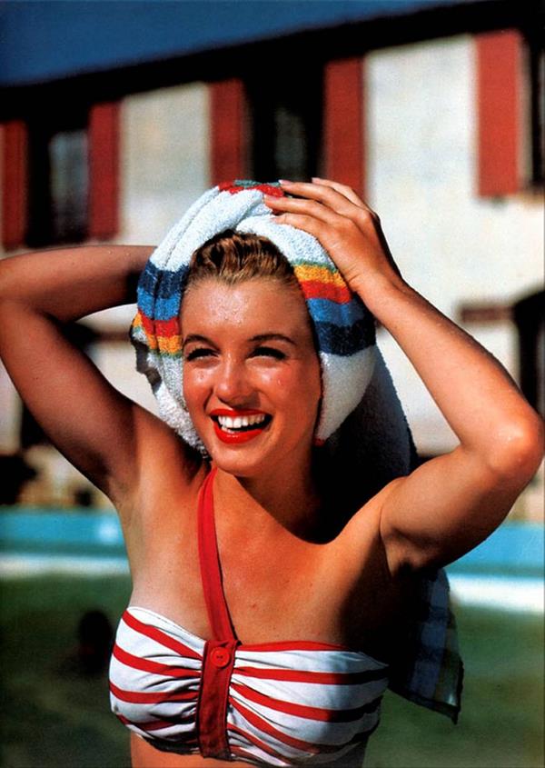 Marilyn Monroe in a bikini