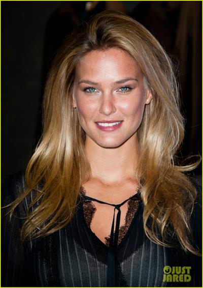 Bar Refaeli