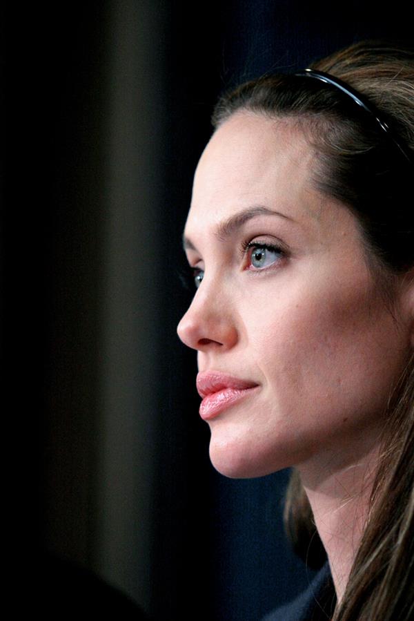 Angelina Jolie