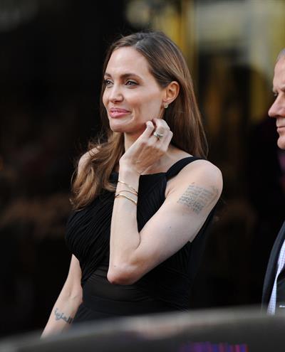 Angelina Jolie