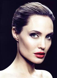 Angelina Jolie