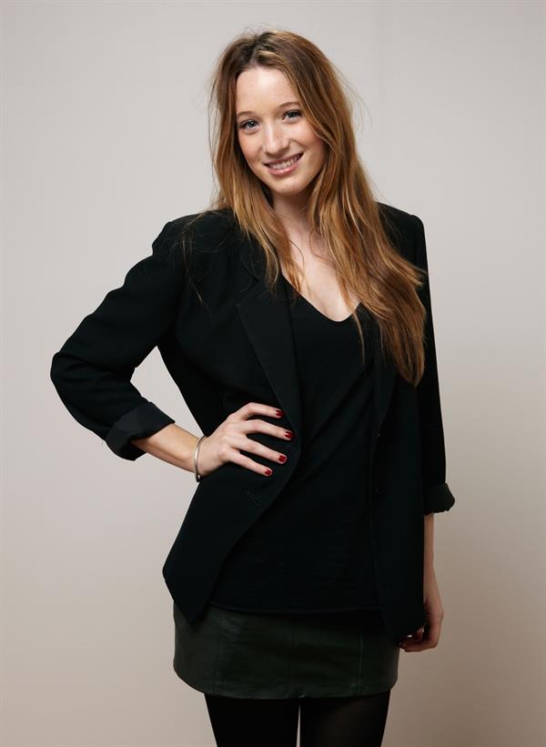 Sophie Lowe