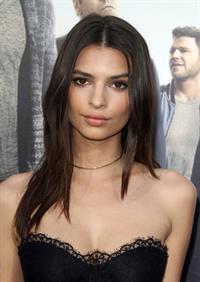 Emily Ratajkowski