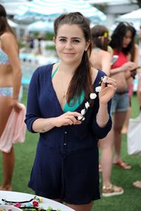 Mae Whitman