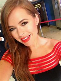 Tanya Burr taking a selfie