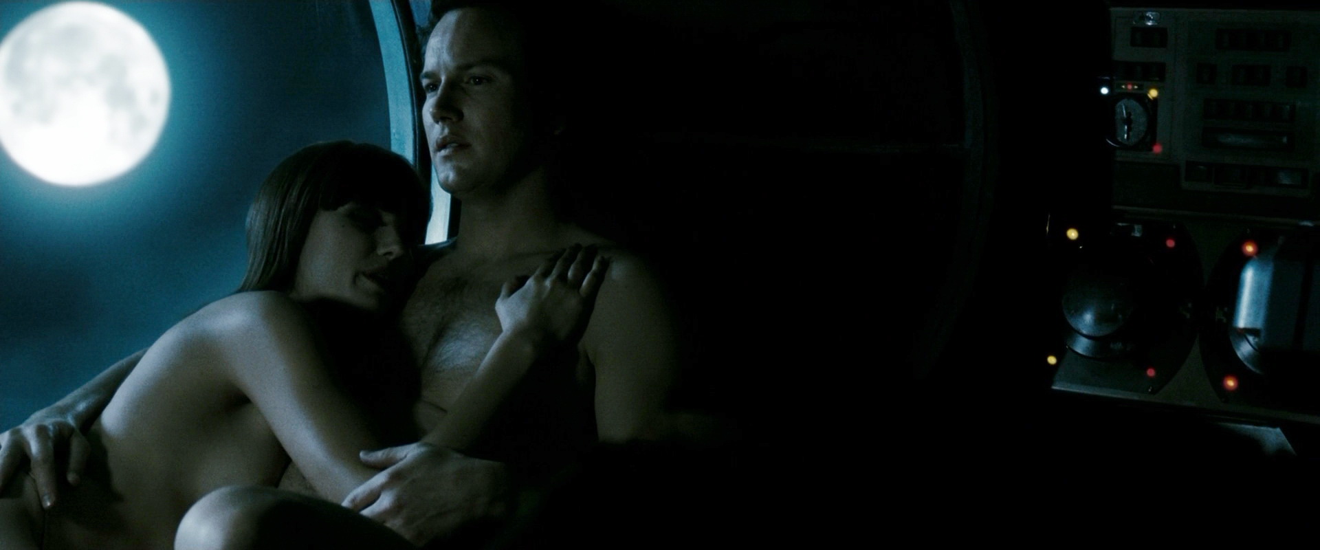 Malin Akerman - breasts