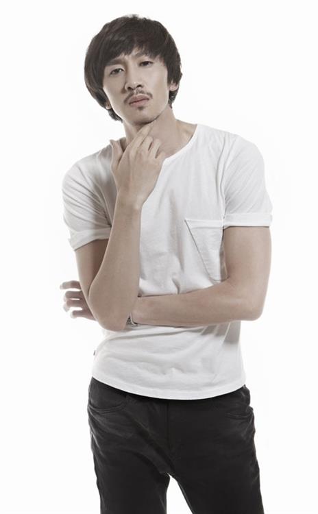 Kwang Soo Lee