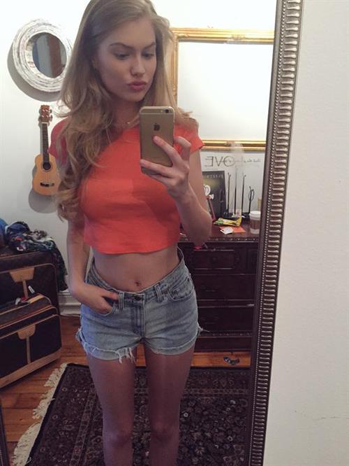 Alexandria Morgan taking a selfie